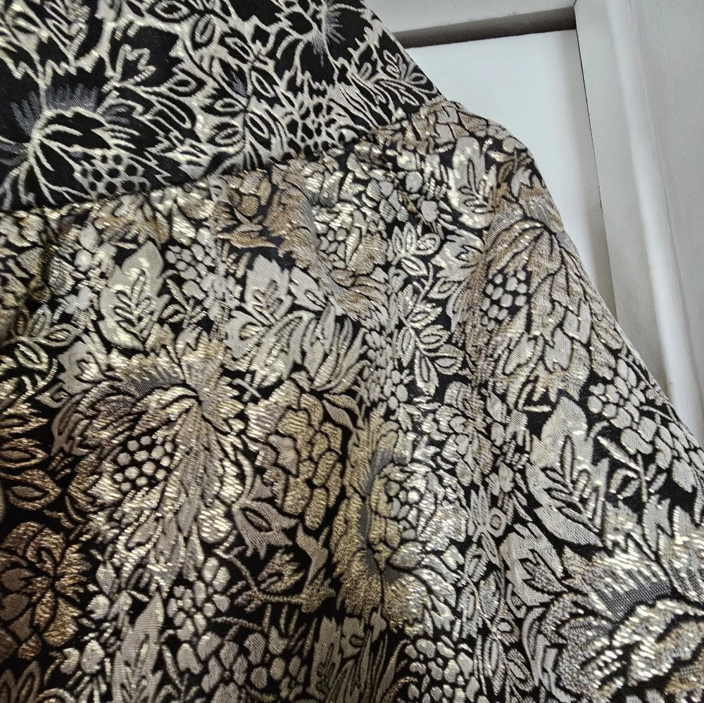 Forever 21 mini skirt. - Picture 2 of 4